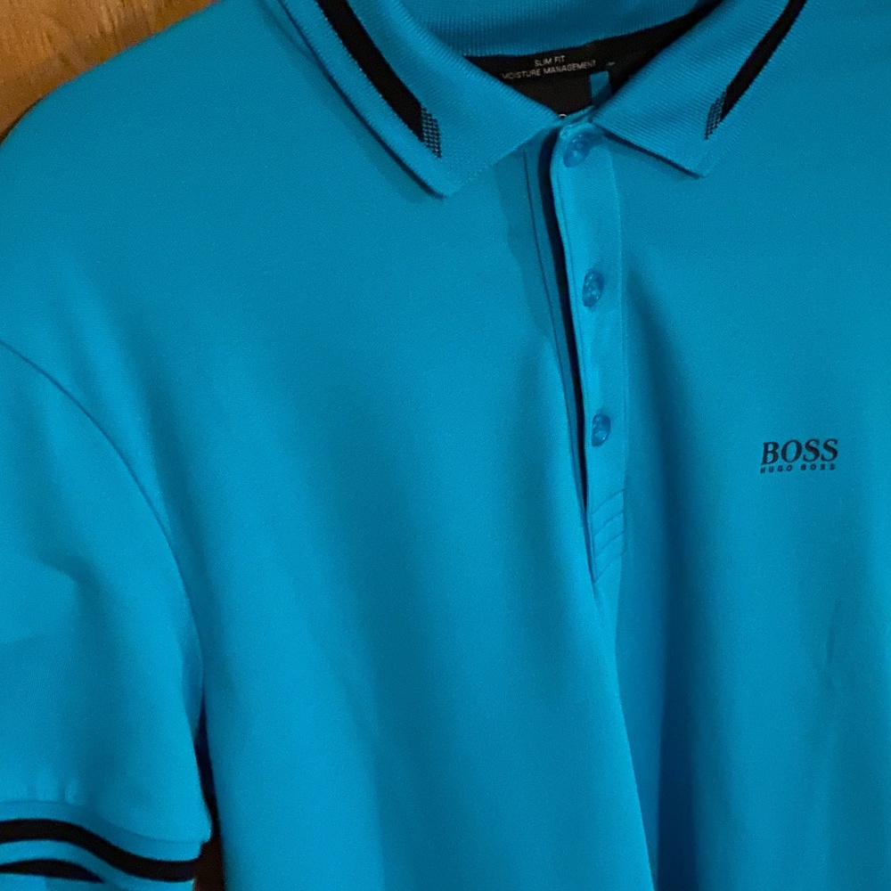 HUGO BOSS POLLO